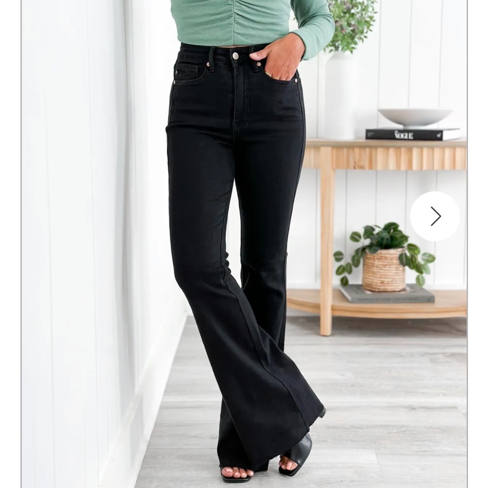 Judy Blue flare jeans